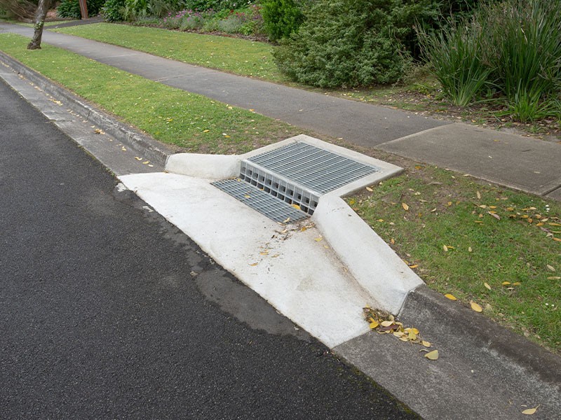 Drain grate installation
