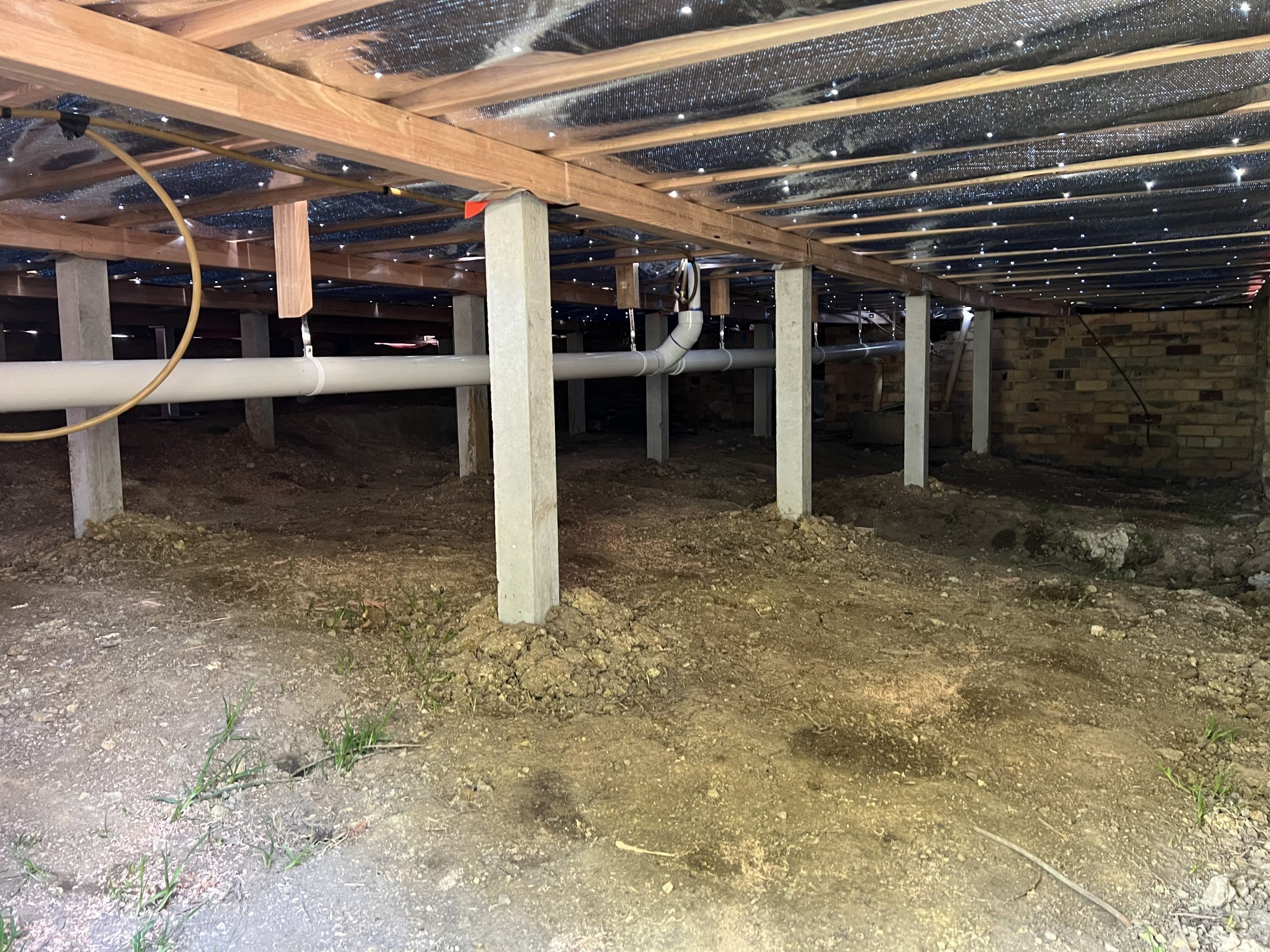 New steel and concrete stumps installation