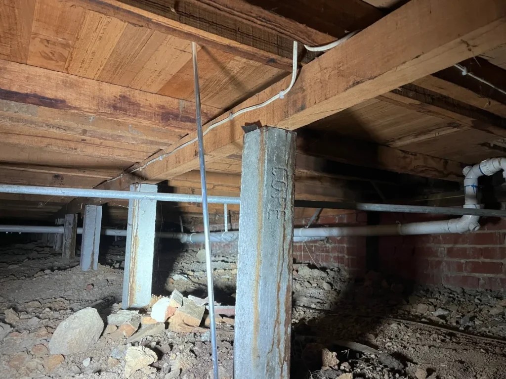 Solidbase Stumping and Concreting team at work